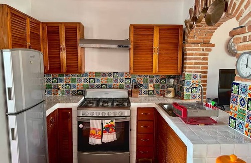 Ajijic Casa | Stay in the center of Ajijic. Enjoy a rooftop with a view.