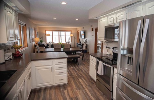 Madison Lake Casa | Estancia en The View on Madison: hermosa, espaciosa, Lake Home on Madison Lake