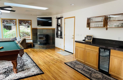 Crescent City Casa | Stay in your own Redwood Wonderland