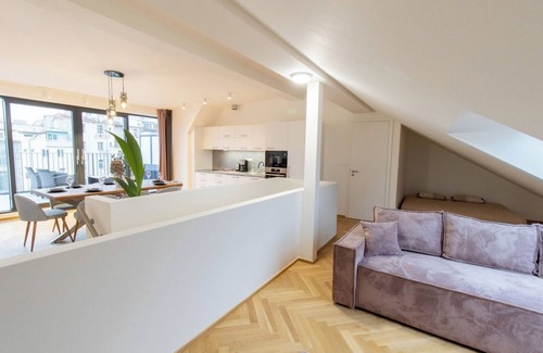 Zizkov Apartamento | Stay Inn | Unique Duplex w/AC, 2 BDR and Terrace