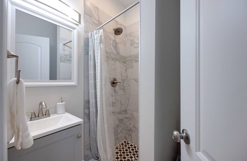 West End Casa | Nashville Luxe w/Fire Pit & King Bed | Book Now!
