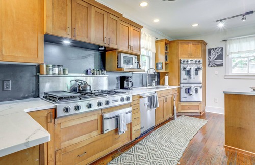 Roseland Terrace Historic District Casa | Stay Near LSU! Baton Rouge Home 3 Mi to Stadium