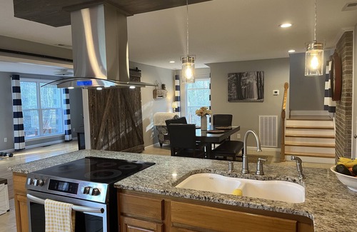Tracy City Casa | Stay on a WATERFALL! 13 Acres, Huge Deck, Bluffs, and Views You’ll Never Forget!