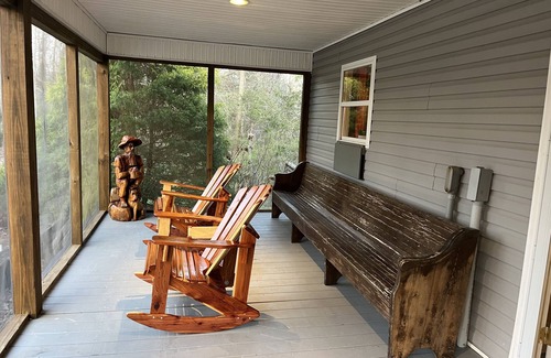 Tracy City Casa | Stay on a WATERFALL! 13 Acres, Huge Deck, Bluffs, and Views You’ll Never Forget!