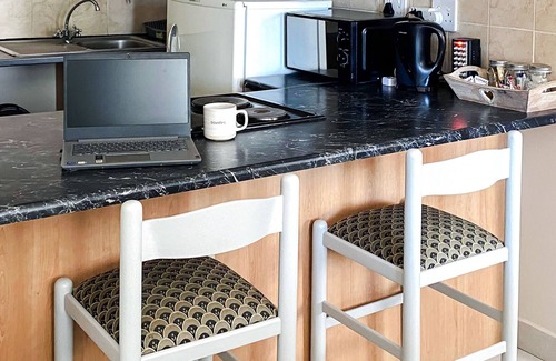 Paarl Apartamento | Stay on Main - Studio Apartment