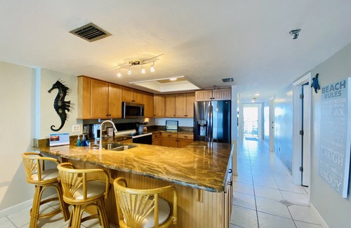 North Redington Beach Condominio | Stay on the beach, not just near the beach