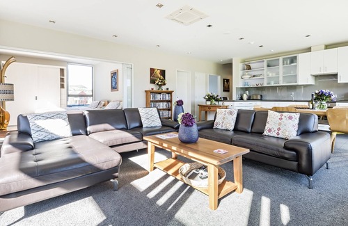 Wellington Apartamento | Quédate en la bahía - The Penthouse on Evans Bay