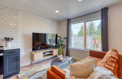 Woodstock Apartamento | Stay Portland Collection - The Perfect Retro Portland Retreat - Vintage Shops