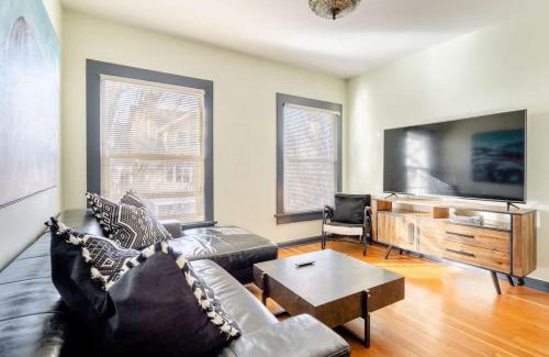 Belmont Casa | Stay Portland - Portland Classic - Walk to Local Coffee & Food