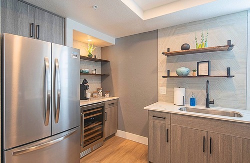 Kierland Condominio | Golf 》Pool》Hot Tub》King Bd & Parking!