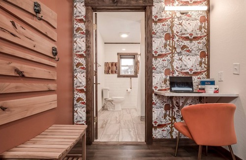 Prescott Apartamento | Desert Vibes & Quirky Mystery - Arizona Themed Suite