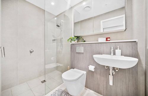 Lidcombe Apartamento | Stay Steps from Olympic Park | Spacious 3-Bedroom