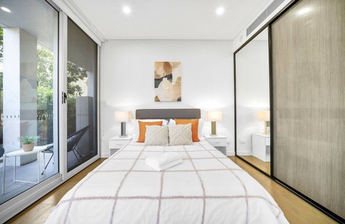 Lidcombe Apartamento | Stay Steps from Olympic Park | Spacious 3-Bedroom