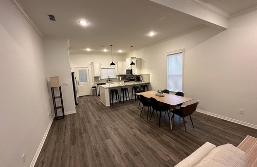 Tyler Casa | Stay Tyler @Royal Hills