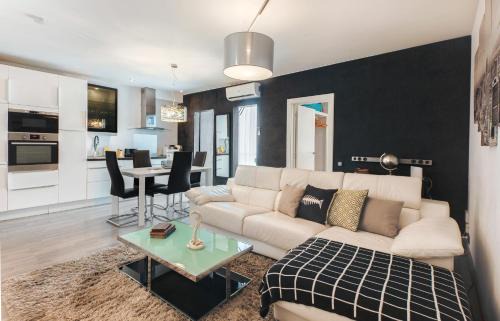 El Port Apartamento | Stay Unique Apartments Aprestadora