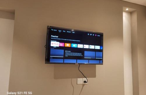 Gurugram Apartamento | Stay with BnBBuddy Hosting for 5 Yr Gurgaon