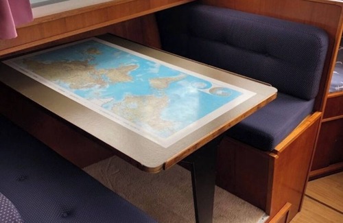 Vechelde Alquiler De Eote | Stay with Maritime Flair on a Vintage Yacht
