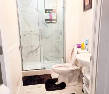 Halifax County Apartamento | Stay with Silvia