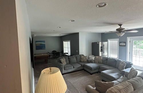 Tazewell Casa | Fechas de verano TODAVÍA disponibles - Amazing Lakefront Home w / Dock