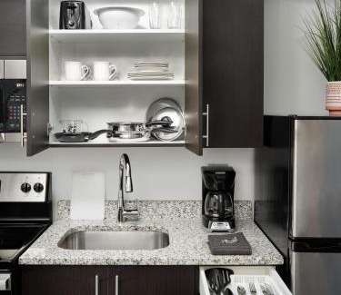 Lithia Springs Hotel | stayAPT Suites Atlanta-Lithia Springs