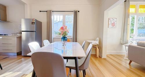 Trevallyn Casa | StayAU 2BR Home with Stunning Views in Tasmania