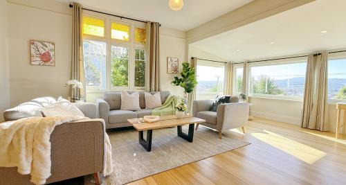 Trevallyn Casa | StayAU 2BR Home with Stunning Views in Tasmania