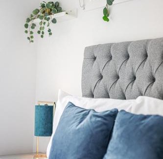 Berwick Casa | StayAU Fresh Modern 4BR Retreat Netflix in Berwick