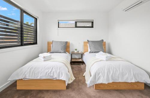 Bayswater North Casa | StayAU Modern 4-bedroom TH Bayswater