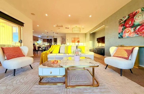 Clifton Springs Casa | StayAU Newly Coastal 5BR Escape w/Pool Table