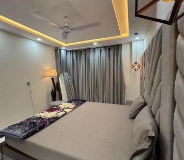 Bahria Town Apartamento | Staycation Apartments