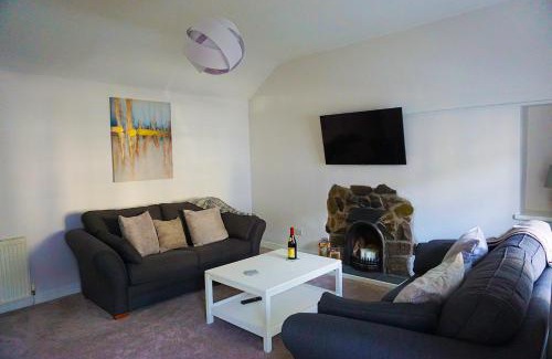 Goodwick Casa | Staycation at Pine Cottage, a newly refurbished holiday cottage
