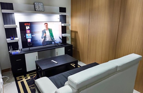 Pio del Pilar Apartamento | StayCation at Red Residence