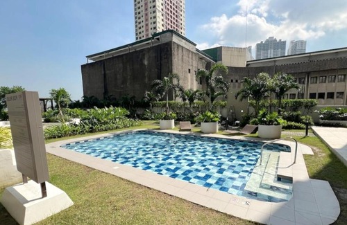 Pio del Pilar Apartamento | StayCation at Red Residence