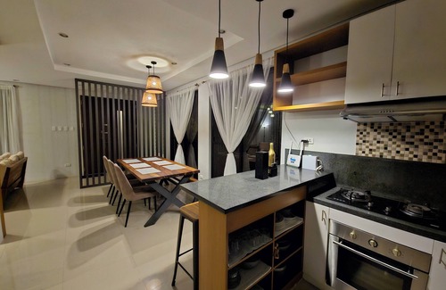Silang Junction South Villa | Staycation at Sandari Batulao Mountain side Living