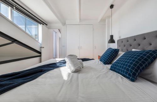 Collingwood North Apartamento | StayCentral - Fitzroy Converted Warehouse Penthouse
