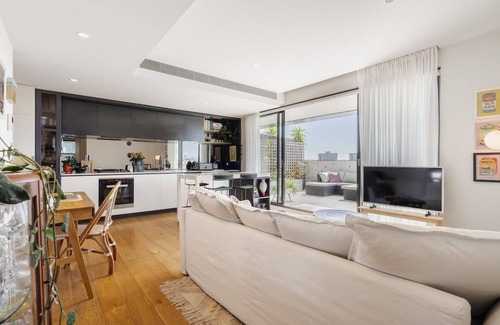 Collingwood Apartamento | StayCentral - The Stanley@Collingwood - Smith St, Collingwood - 2 Bedrooms, 2 Beds, 1 Bathroom1, 1 secure undercover parking spot.