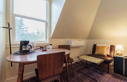 Alphabet Historic District Apartamento | #StayInMyDistrict NWCozy+Central