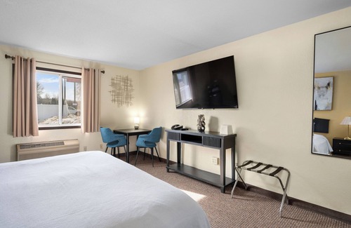 Grand Forks Hotel | Stay Inn