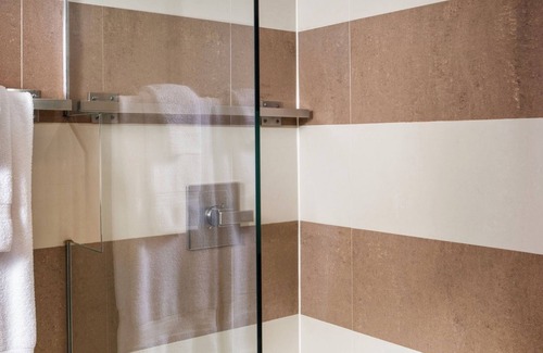 Portland Hotel | Staypineapple Rose, Two Double Beds, Inviting Downtown Surroundings