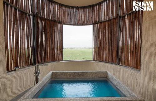 Gurugram Villa | StayVista's The Sweet Life - 5BHK Farm-View Pet-Friendly Villa with Outdoor Pool