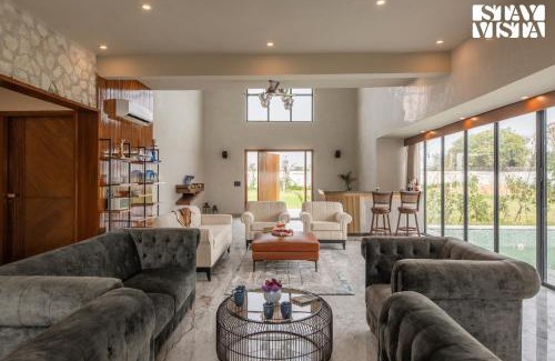 Gurugram Villa | StayVista's The Sweet Life - 5BHK Farm-View Pet-Friendly Villa with Outdoor Pool