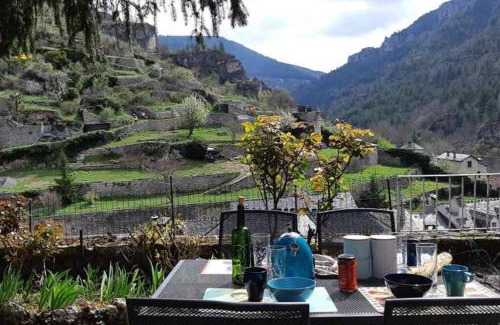 Sainte-Enimie Casa | Ste ENIMIE GITE terrasse privative vue imprenable