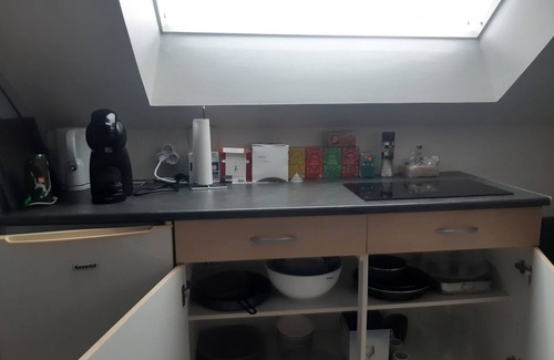 Sainte-Savine Apartamento | Ste Savine quiet street for 4