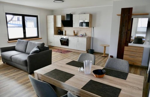 Hergarten Apartamento | Steakhaus Büffel Ferienwohnung 3 70qm