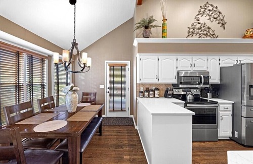 Prairie Point-Wildberry Casa | *SteamShower*Gameroom*Bar*Patio*