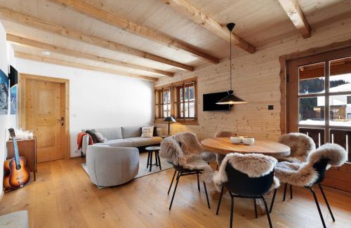 Sankt Anton am Arlberg Apartamento | Steinbock im Chalet Flocke