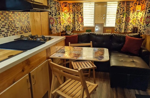 Bandera Casa | "Stella" 1968 Boles Areo Trailer with lovely views and river access!