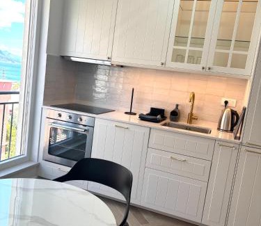 Znjan Apartamento | STELLA'S BEACHFRONT Aparthotel