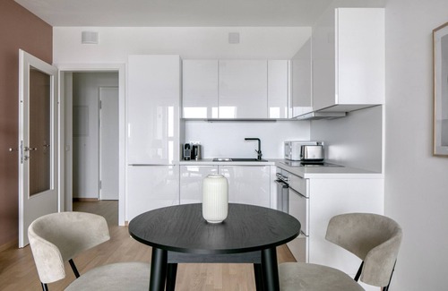 Erdberg Apartamento | Stellar Landstraße 1BR w/ Pool & Gym, nr Shopping, by Blueground