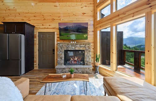 Wears Valley Cabina | Stellar Views - Rustic Modern, Cozy Cabin with all the perks!